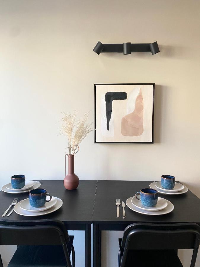 Apartament Good Morning Wroclaw 1 Pietro - Klima - 100M Rynek - Netflix - Parking W Cenie ภายนอก รูปภาพ