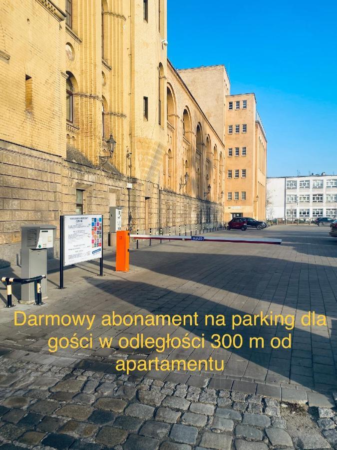 Apartament Good Morning Wroclaw 1 Pietro - Klima - 100M Rynek - Netflix - Parking W Cenie ภายนอก รูปภาพ
