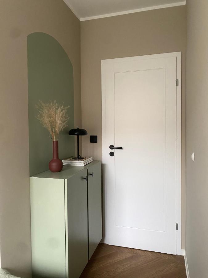 Apartament Good Morning Wroclaw 1 Pietro - Klima - 100M Rynek - Netflix - Parking W Cenie ภายนอก รูปภาพ