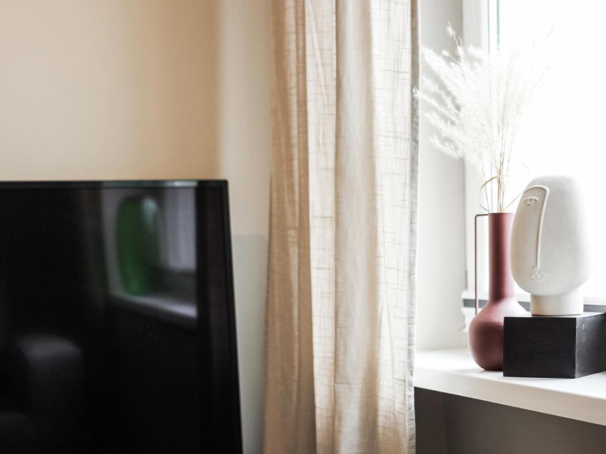 Apartament Good Morning Wroclaw 1 Pietro - Klima - 100M Rynek - Netflix - Parking W Cenie ภายนอก รูปภาพ