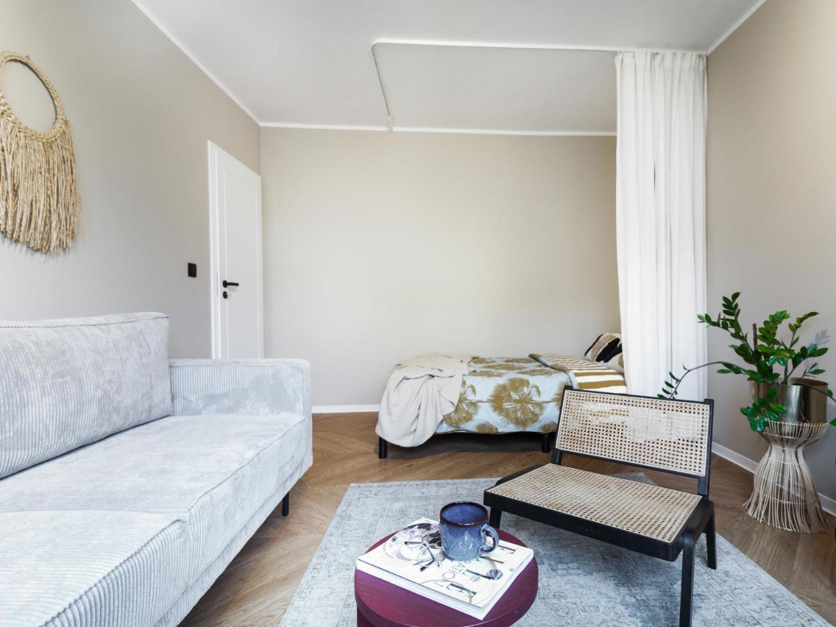 Apartament Good Morning Wroclaw 1 Pietro - Klima - 100M Rynek - Netflix - Parking W Cenie ภายนอก รูปภาพ