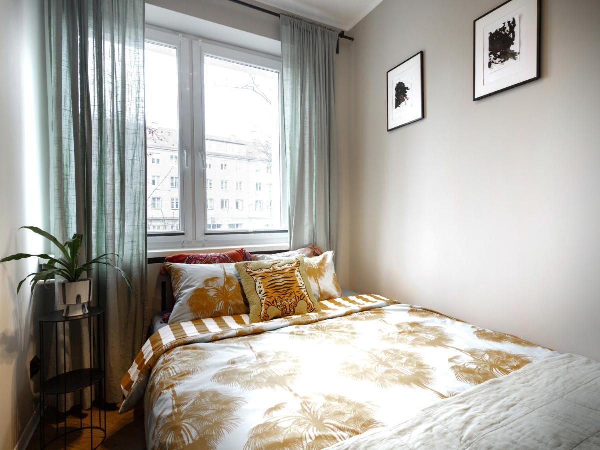 Apartament Good Morning Wroclaw 1 Pietro - Klima - 100M Rynek - Netflix - Parking W Cenie ภายนอก รูปภาพ