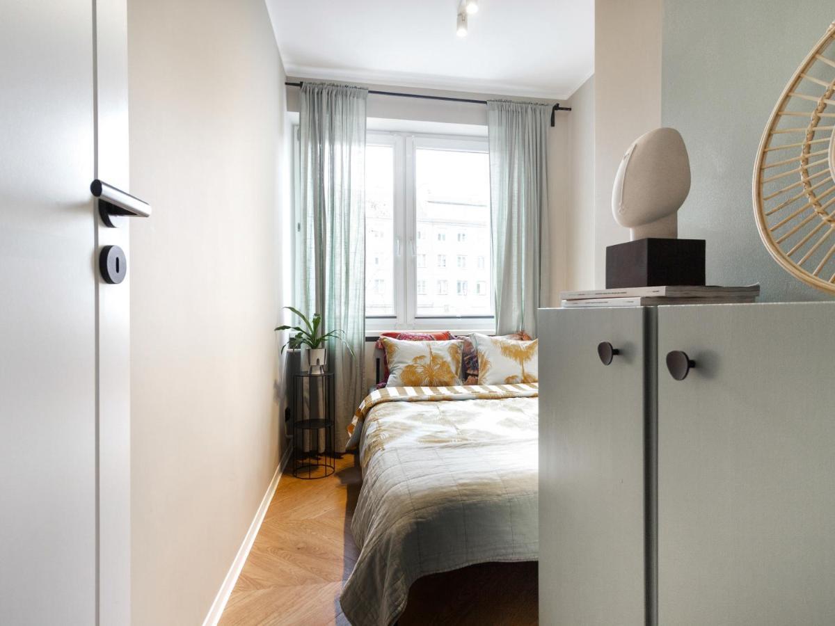 Apartament Good Morning Wroclaw 1 Pietro - Klima - 100M Rynek - Netflix - Parking W Cenie ภายนอก รูปภาพ
